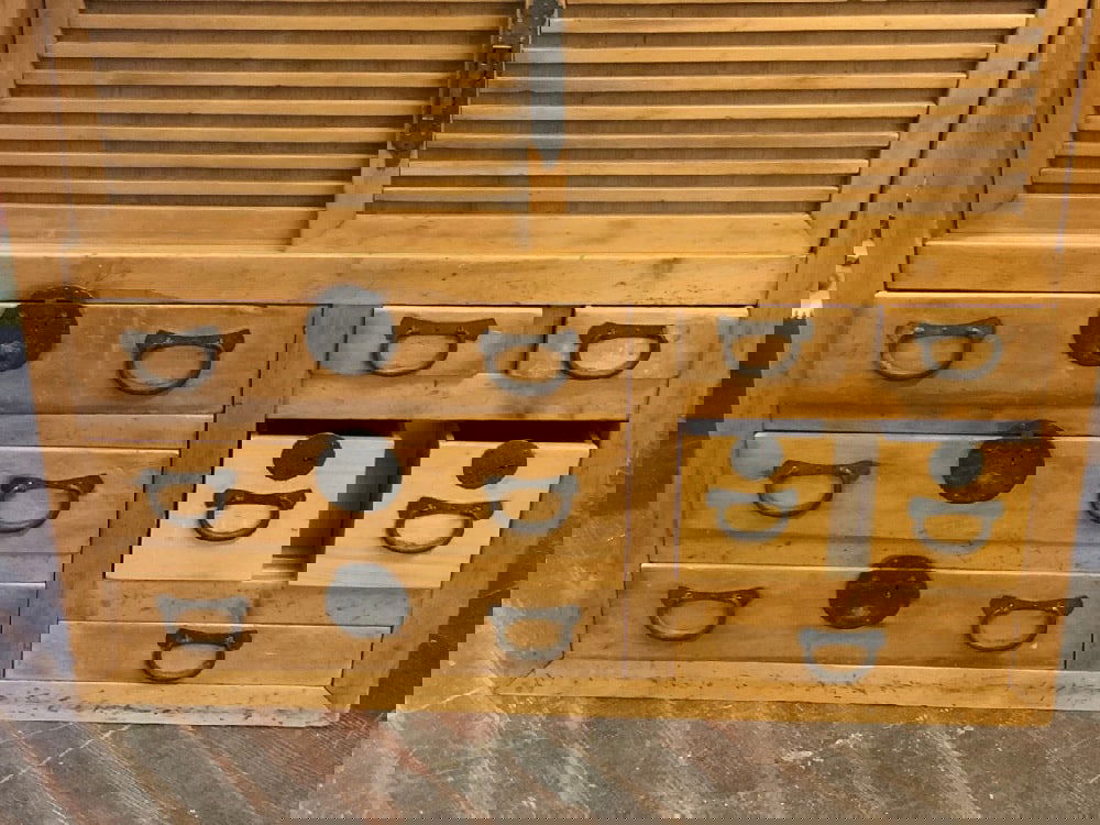 Pencil Leg Pine Side Table (1 of 6)