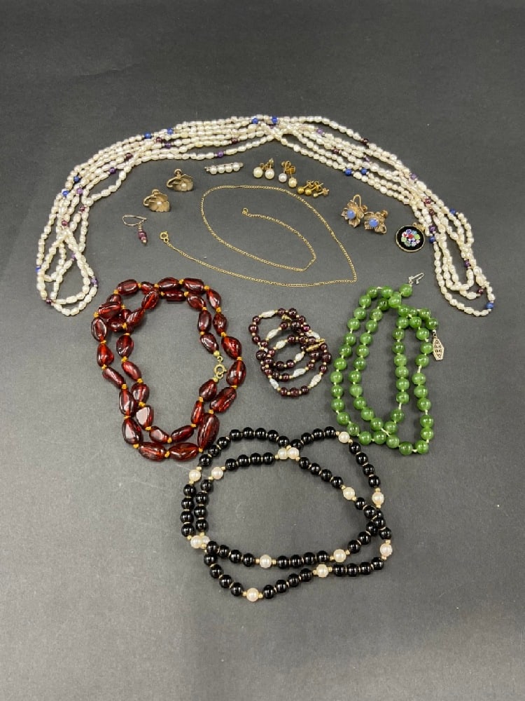 Estate Compiled Jewelry Lot (1 of 5)