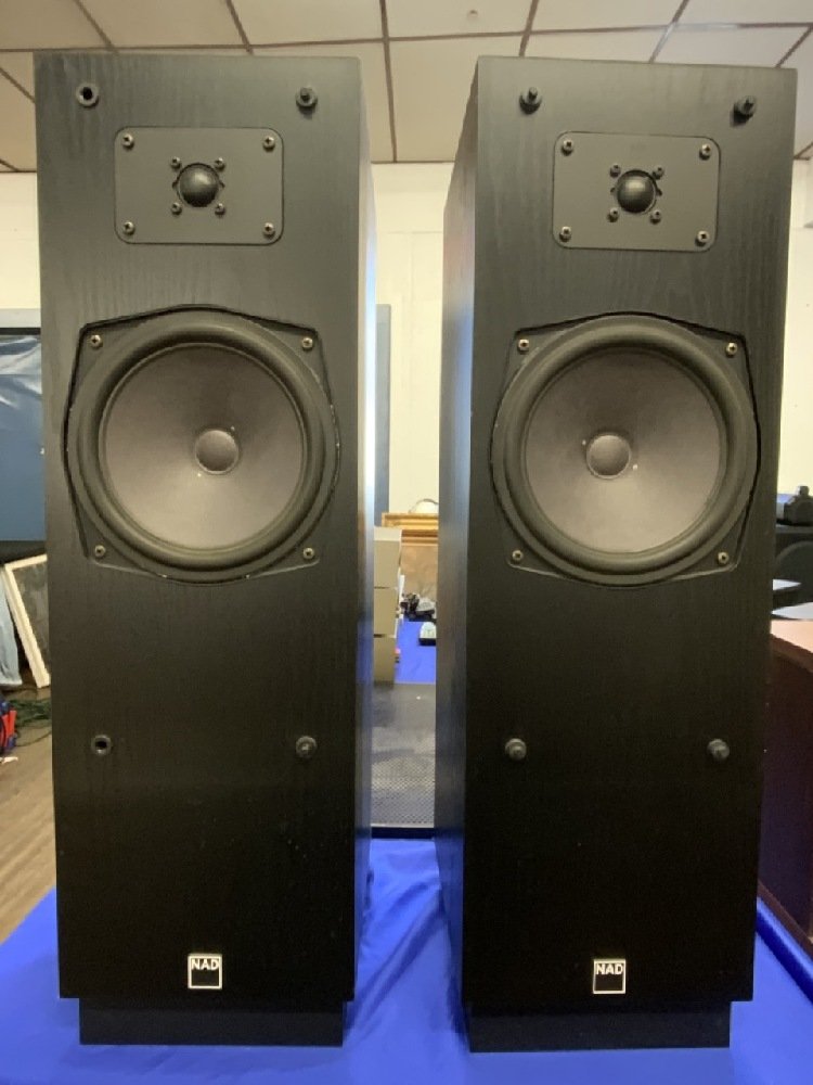 NAD Speakers: NAD Speakers Dimensions: 29.5” x 9” x 10” Weight: 47 lbs