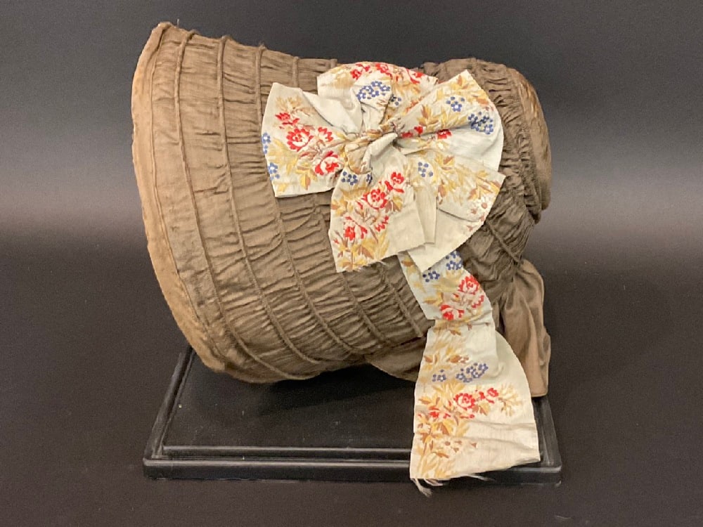 Mid 19th c. Victorian Silk Bonnet (1 of 5)