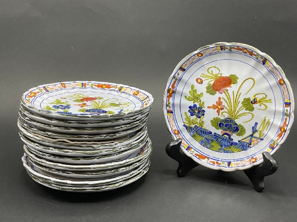 Twelve (12) Vintage Italian Ceramic Painted Dessert Plates (1 of 4)
