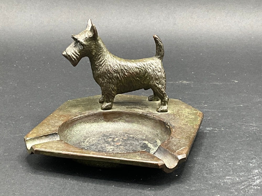 Bronze Scotty Dog Ashtray: Bronze Scotty dog ashtray. Fine patina. Unsigned. Dimensions: 3” x 5” x 4 3/4”