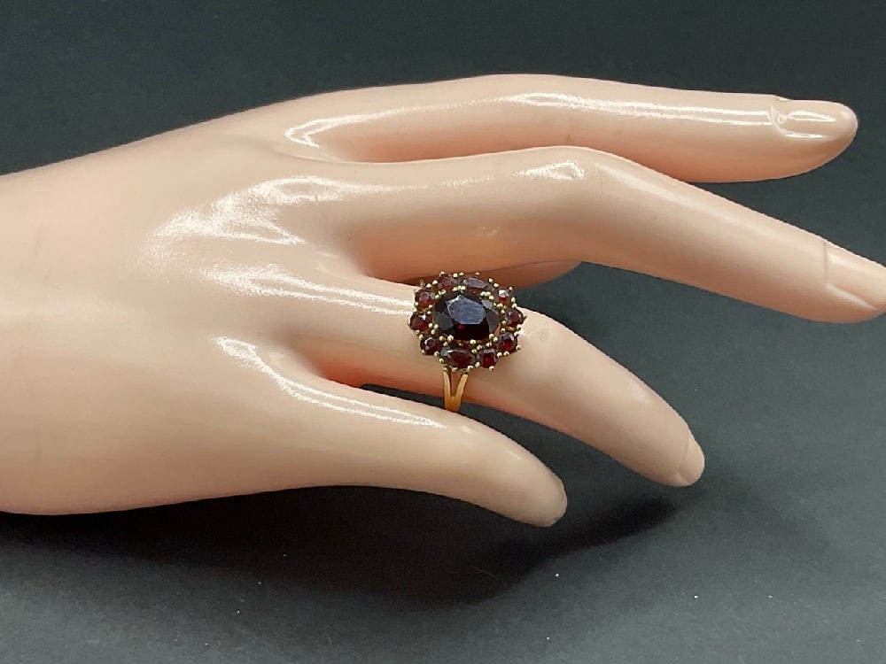 14K Yellow Gold Garnet Gemstone Ring (1 of 5)