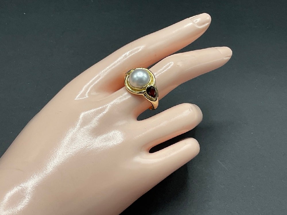 14K Yellow Gold Mabe Pearl and Garnet Gemstone Ring (1 of 6)