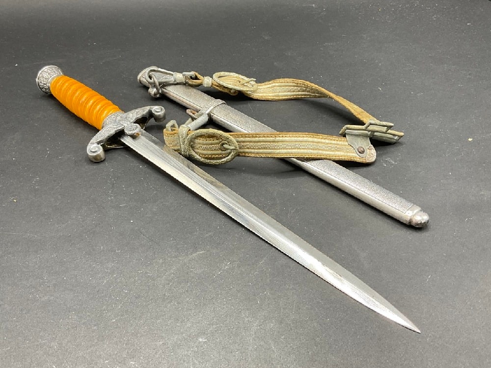 WWII German Dagger: WWII German Dagger.