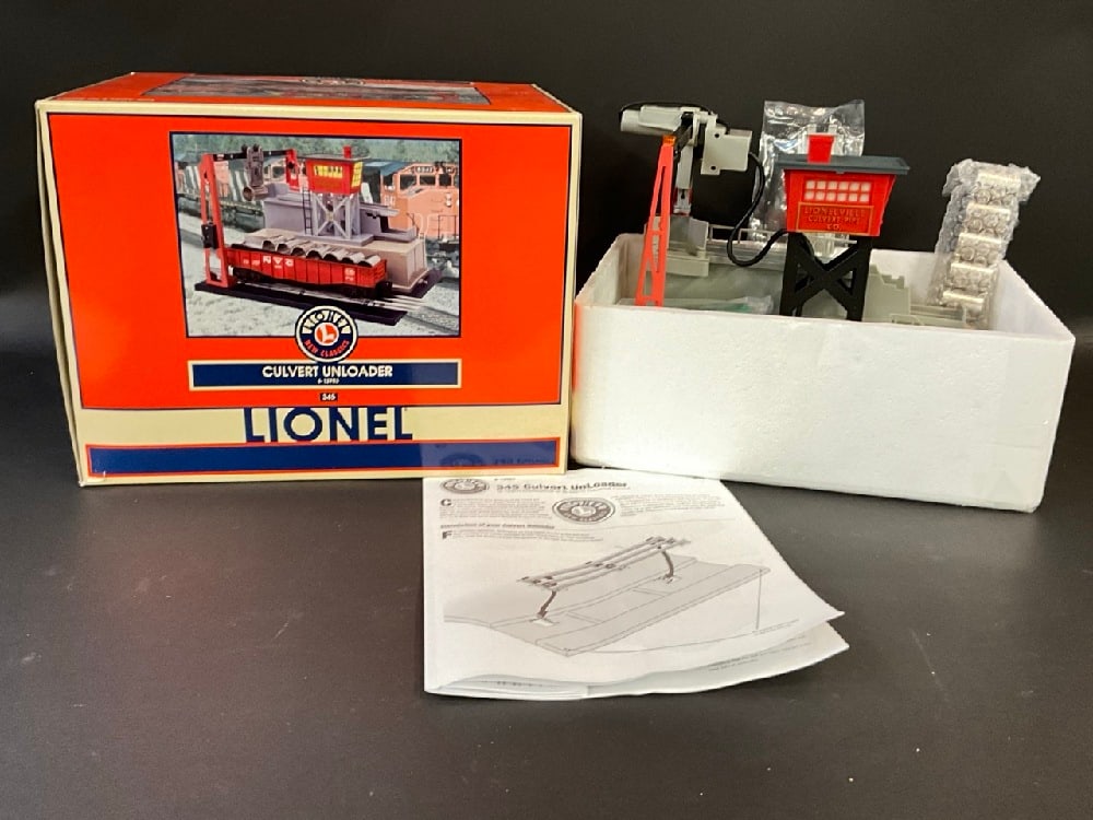Lionel 345 Culvert Unloader Boxed: Lionel 345 Culvert Unloader Boxed. Please see preview photographs