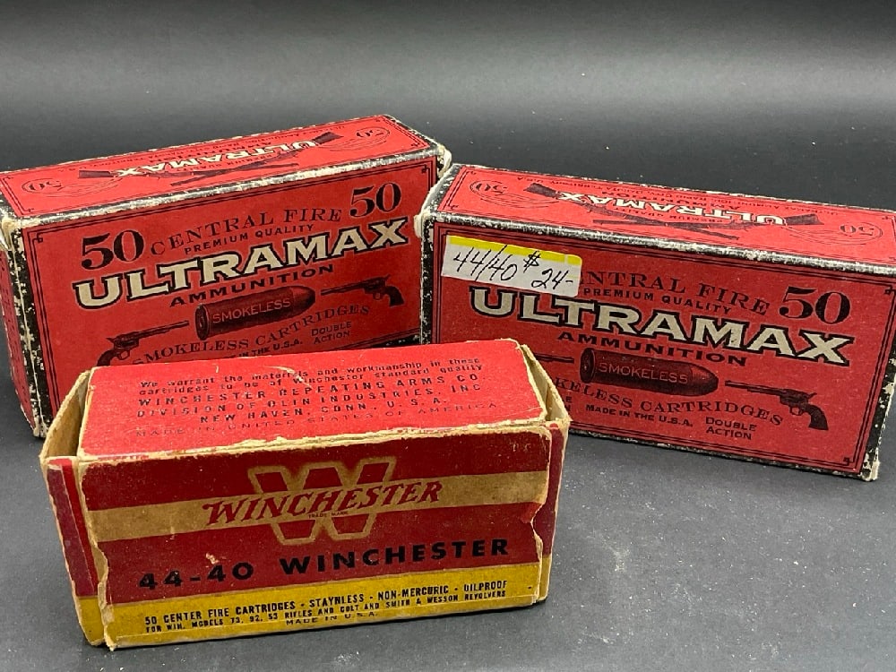 Three Boxes 44-40 Ammo Winchester and UltraMax: Three Boxes 44-40 Ammo Winchester and UltraMax. One box partially full.
