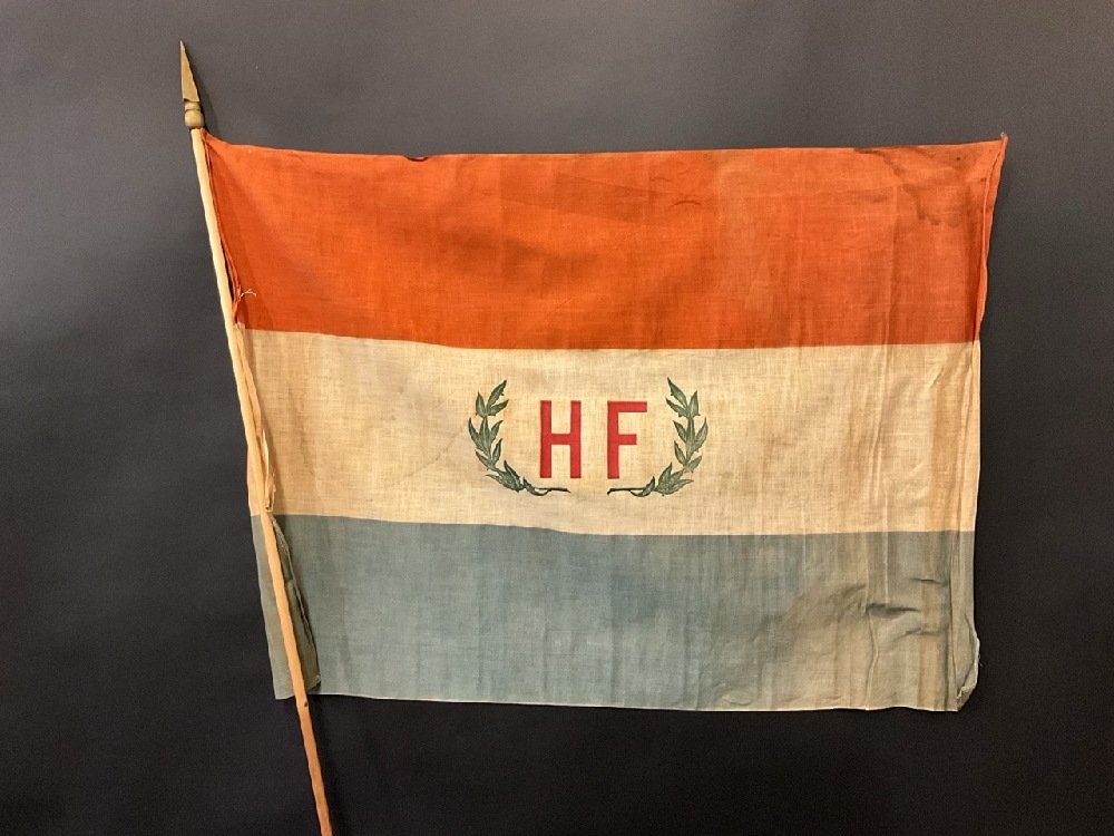 An original Hudson Fulton Celebration Flag 1909: An original Hudson Fulton Celebration Flag 1909 Dimensions: 12” x 9” flag and 19.5” x 9” with pole
