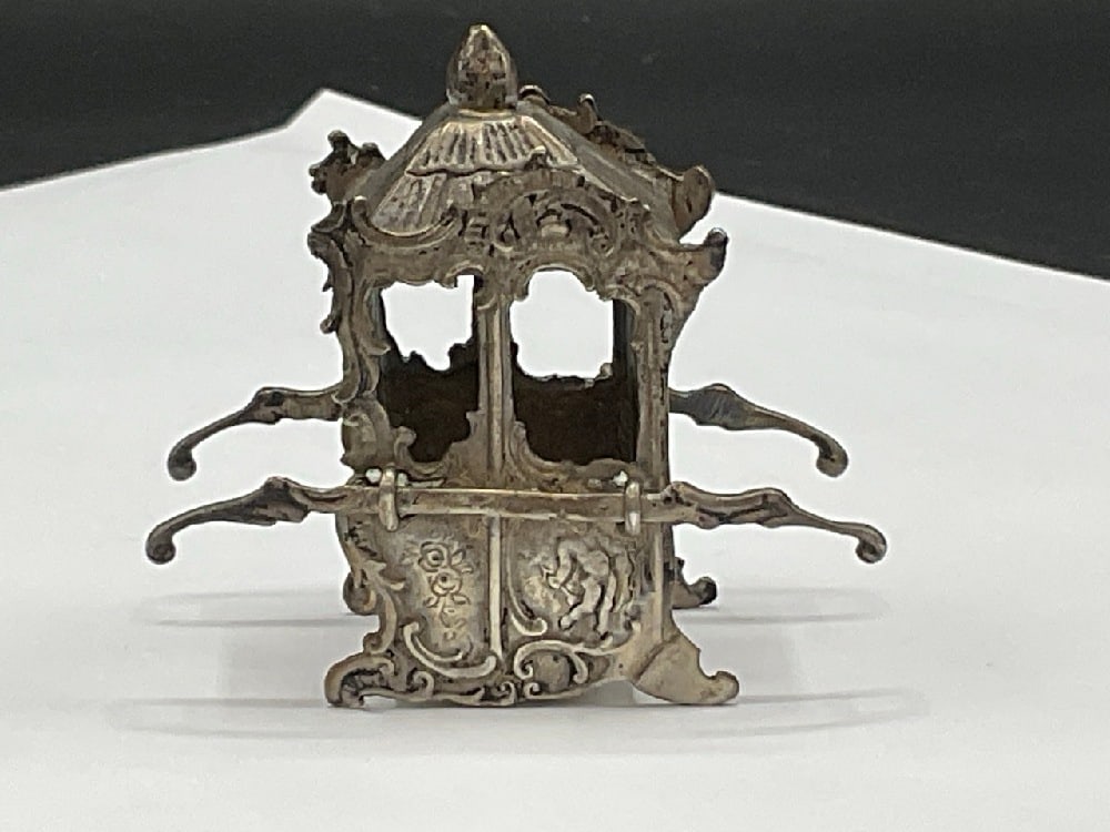 18th/19th c. Continental Miniature Sedan Chair (1 of 5)