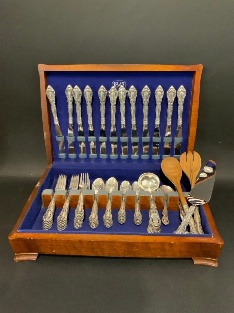 Gorham Sterilng Silver Flatware Service (1 of 10)