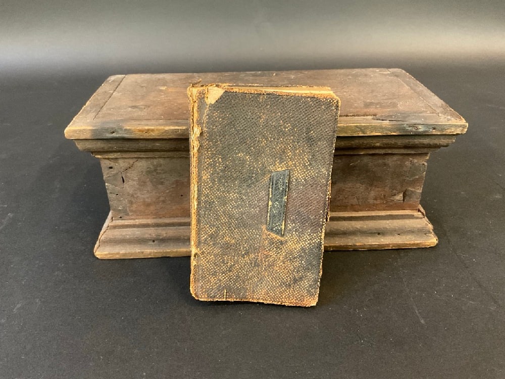 Civil War Era Dovetailed Box W/ Soldiers Pocket Bible (1 of 5)
