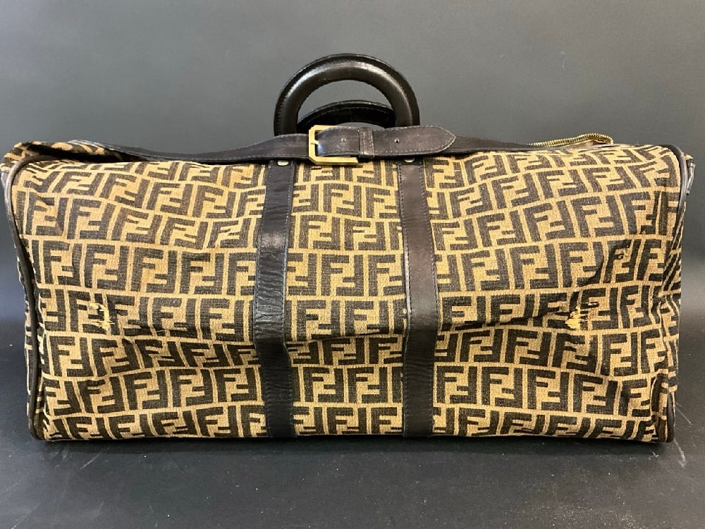 Vintage Fendi Zucca Travel Bag: Fendi Zucca Travel Bag Dimensions: 24” L x 14” HGood Condition, Please See Preview Photographs ( Some Thread Loss)