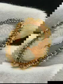 14K Cameo with Seed Pearls 5 g