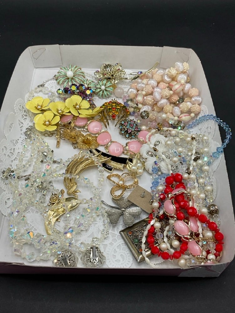 Compiled Vintage Costume Jewelry Tray Lot: Compiled Vintage Costume Jewelry Tray Lot. Including Trifari, Austrian Crystal, Rhinestones, Earrings, Pins and more!