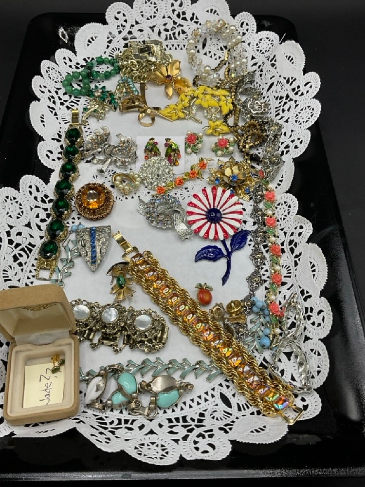Compiled Assorted Vintage Costume Jewelry Tray Lot (1 of 9)