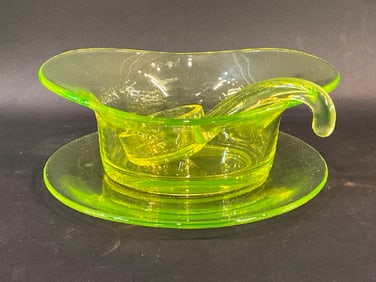 Vaseline Glass Sauce Boat/Mayonnaise with Spoon and Underplate