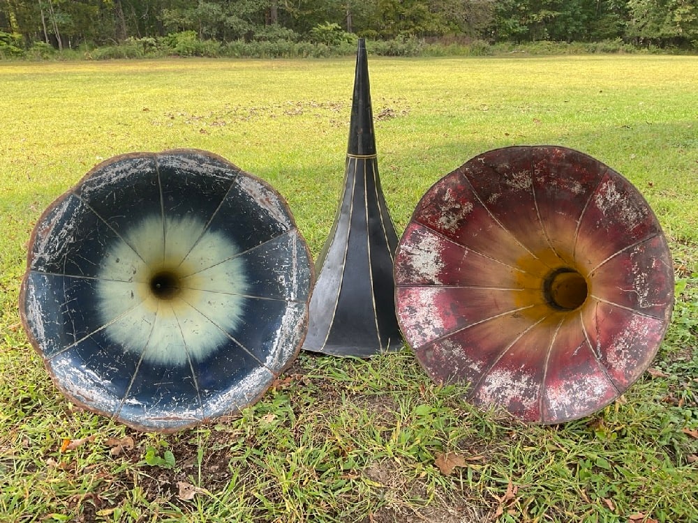 Lot Of 3 Antique Phonograph Horns (1 of 13)