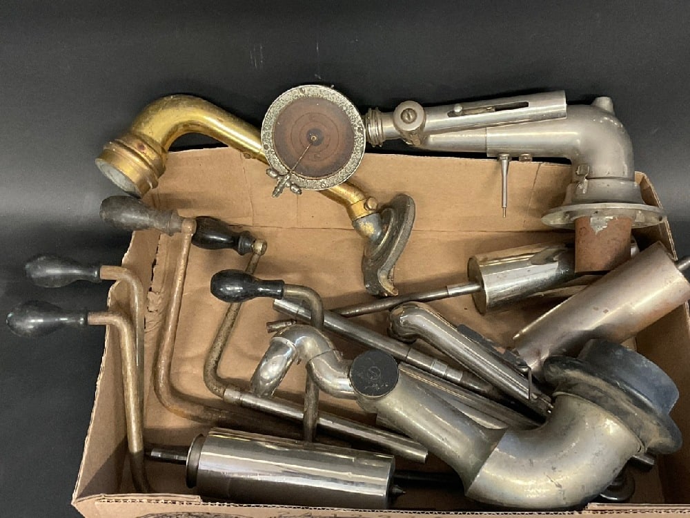 Collector's Estate Collection of Phonograph Parts: Collector's Estate Collection of Phonograph Parts. As seen in photograph preview.