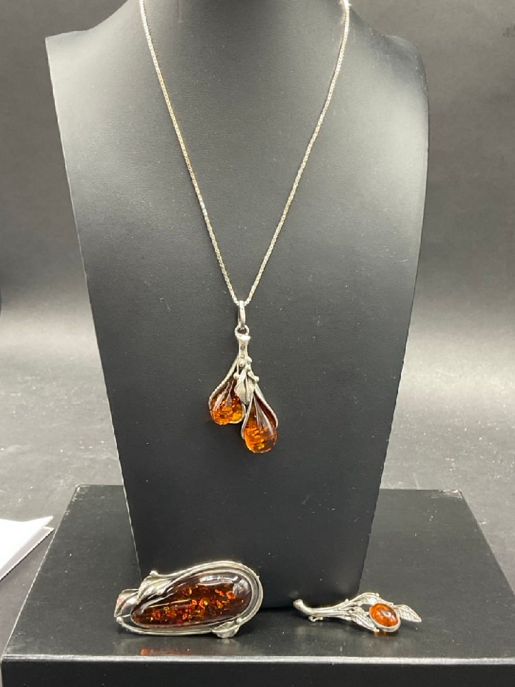 Sterling Silver Amber Jewelry Group (1 of 4)