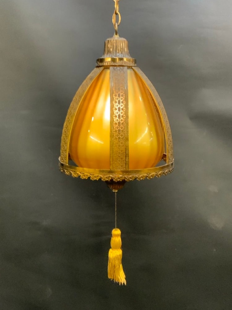 1970's French Provincial Style Ball Hanging Chandelier: 1970's French Provincial Style Ball Hanging Chandelier.Dimensions: 18.5” x 14” x 14” Please see photograph preview