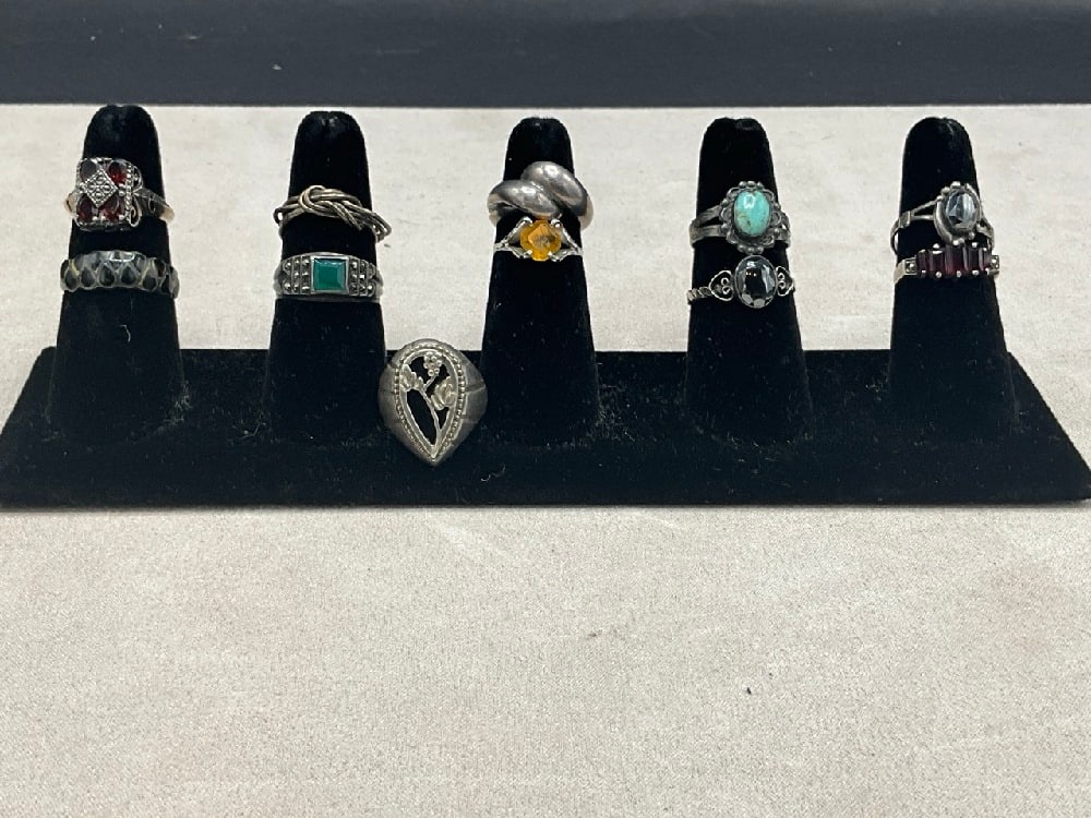 Eleven (11) Sterling Silver Vintage Rings (1 of 4)