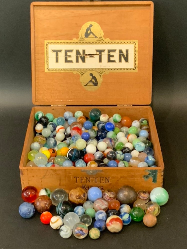 Vintage Estate Found Marbles (1 of 4)