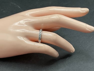 10k White Gold 9 Diamond Band Ring