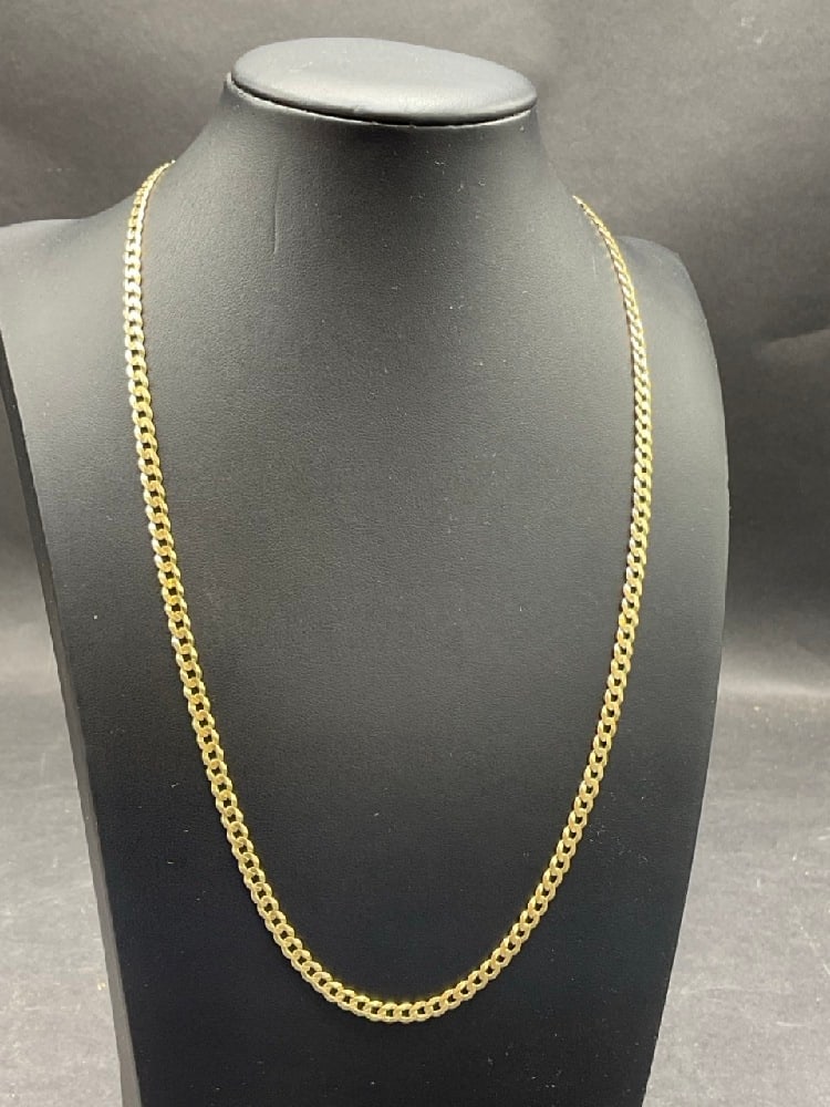 14 K Cuban Link Necklace 21” 11.3 grams: 14K Yellow Gold Cuban Link Chain Necklace. Dimensions: 21" length. Total weight: 11.3 grams.
