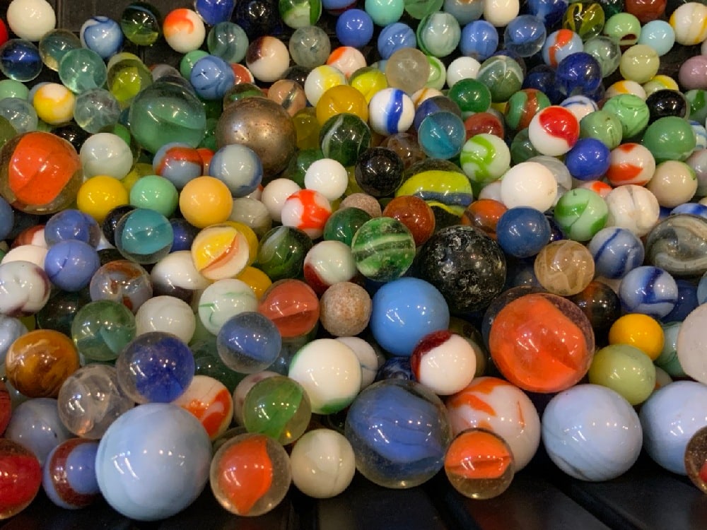 X-Large Collection of Estate Found Marbles: X-Large Collection of Estate Found Marbles13 lbs. 7 Oz.Good Condition, Please See Preview Photographs