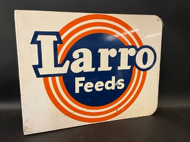 Side Mount Larro Feeds Metal Sign