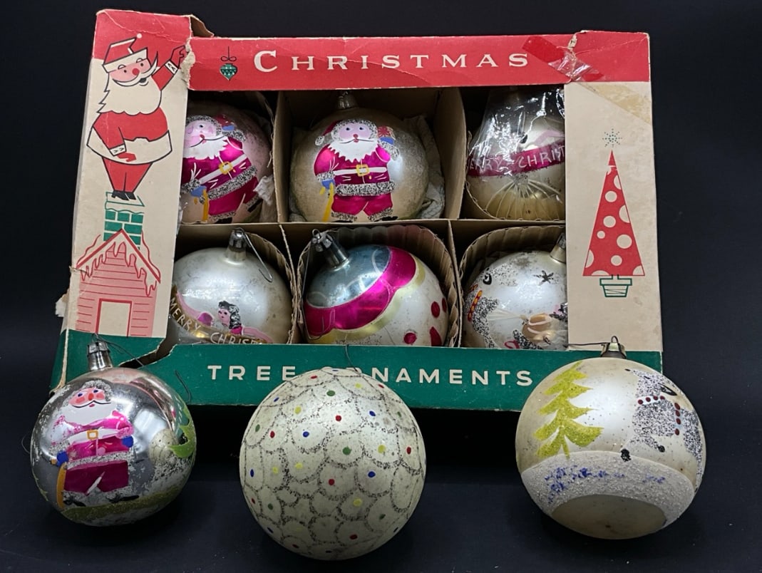 Vintage Handpainted Christmas Ornaments (1 of 6)