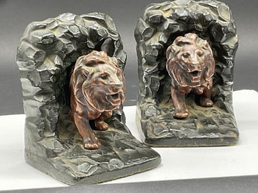 1920's Lion Bookends Leaving Cave Den