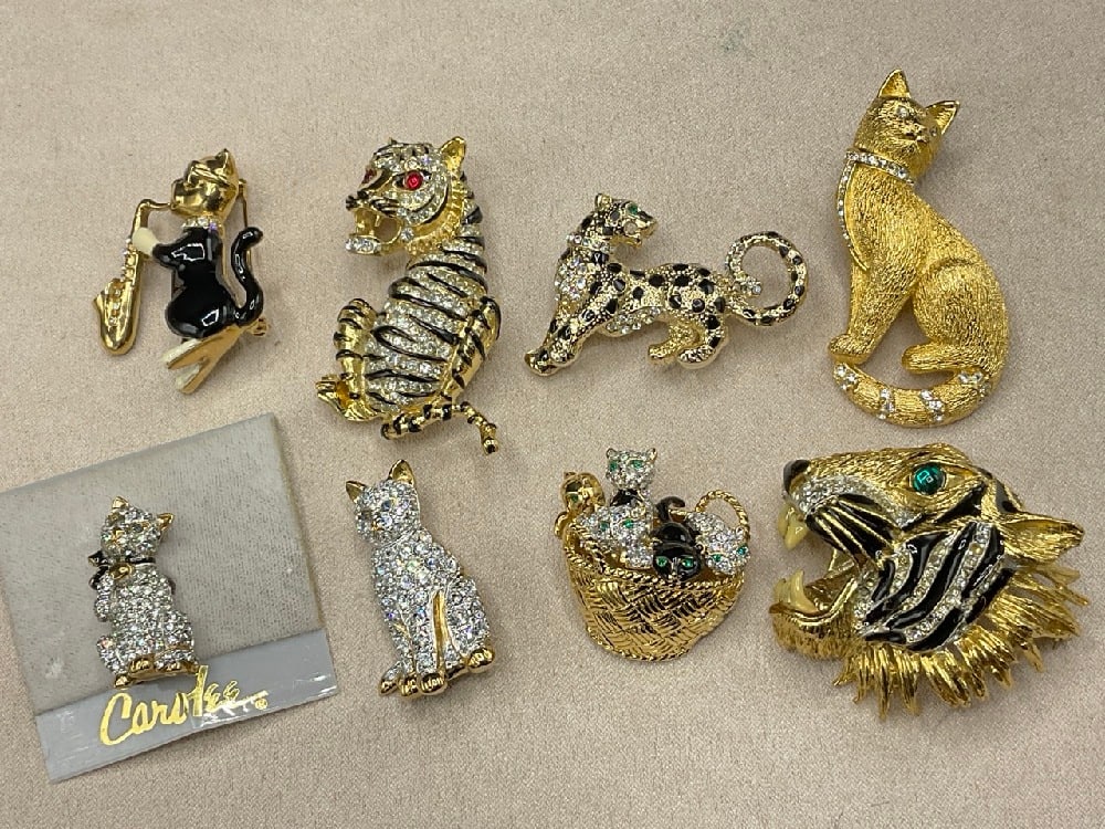 Eight (8) Costume Jewelry Cat Pins.. Christian Dior, Carolee.. (1 of 8)