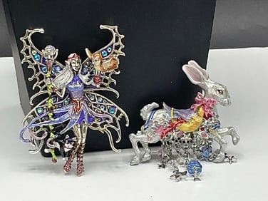 Kirk's Folly Witch with Cat and Rabbit Brooch Pins