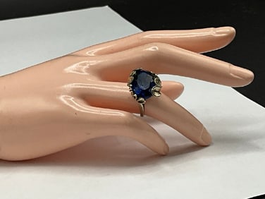 Vintage Custom 14K White Gold Blue Sapphire Cocktail Ring