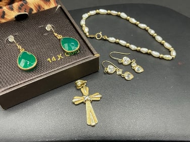 Compiled 14K Yellow Gold Jewelry Group