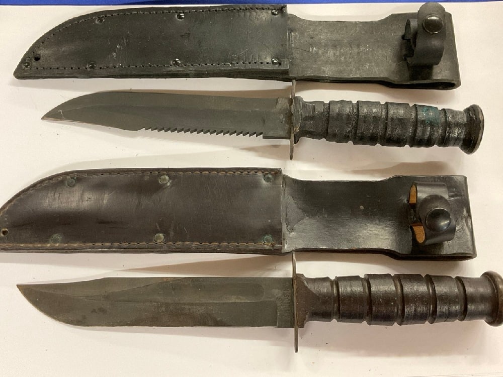 Two (2) U.S. Camillus and Ontario Fixed Blade Fighter Knives (1 of 6)