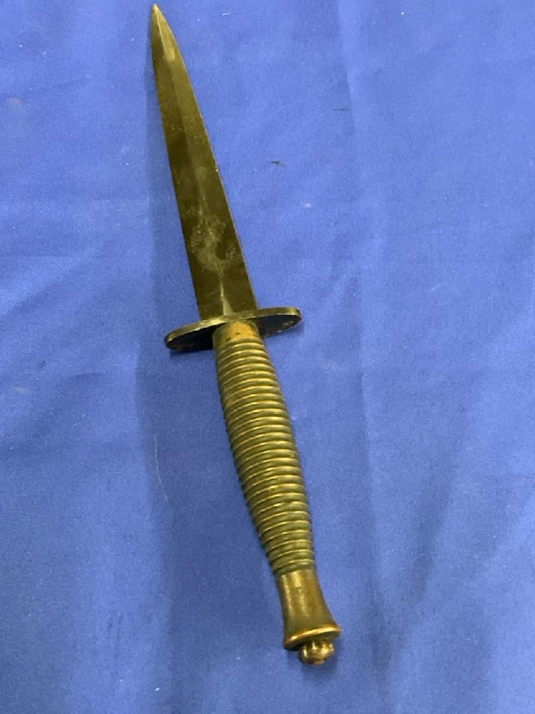 WW2 British Commando Sake  Knife w/  Bronze Handle (1 of 5)
