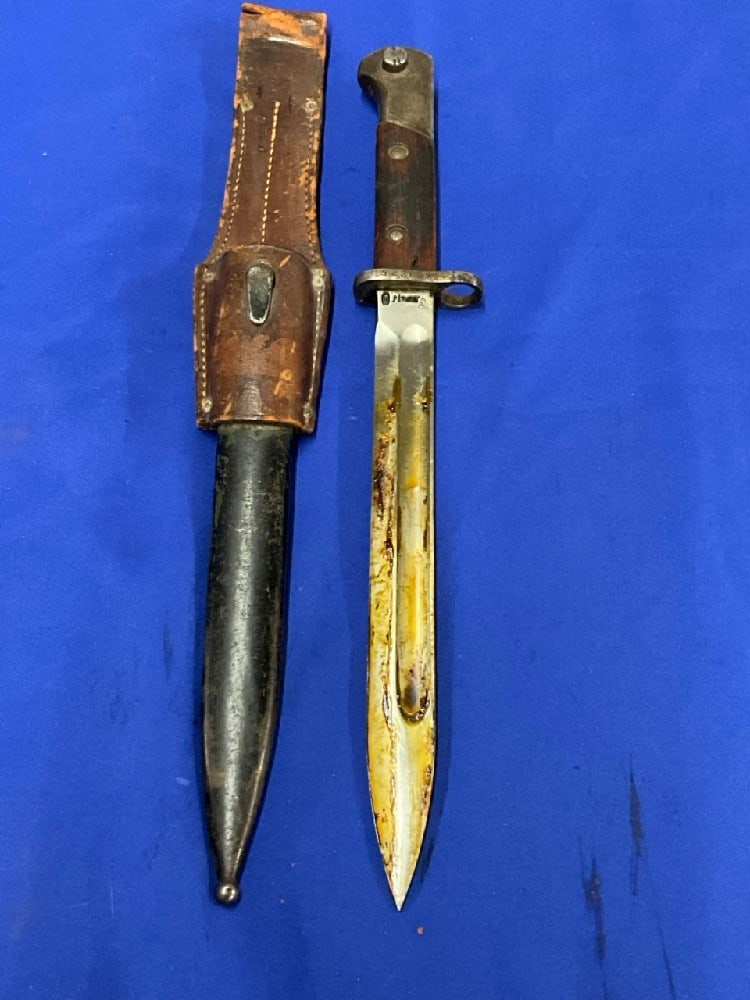 WWII Polish Mauser Bayonet All Original (1 of 7)