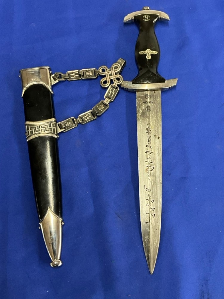 WWII German SS Honor Dagger with Scabbard (1 of 8)