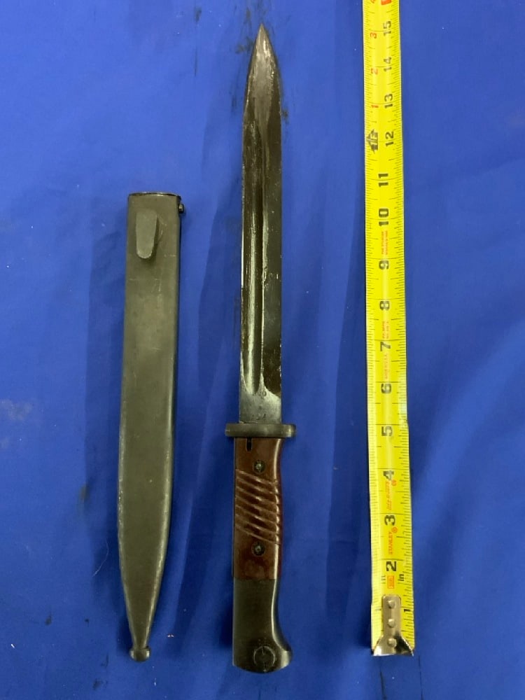 German WW2 Mauser K98 Matching Numbers Bayonet With Scabbard (1 of 4)