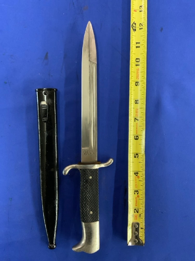 WW2 German M3 Fireman’s Dress Fighting Knife Dagger With Scabbard Geco Berlin (1 of 3)