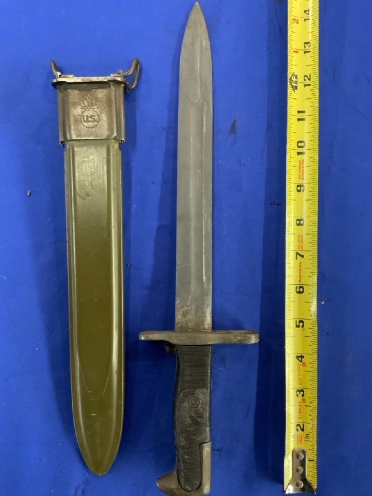 WW2 US M1 Garand Bayonet With Scabbard Utica Cutlery Co. (1 of 4)