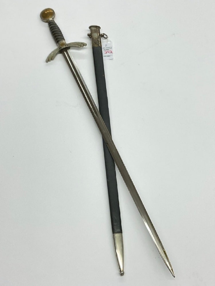 Stocker and Co. SMF Solingen German Luftwaffe Officers Sword (1 of 10)