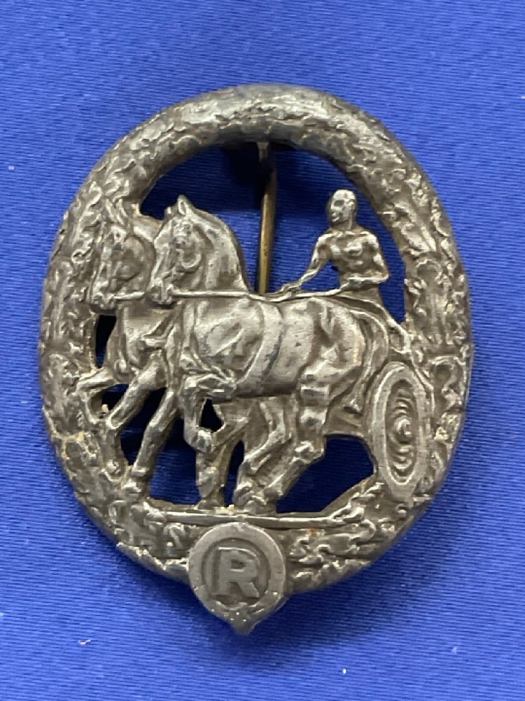 German WWII Silver Horse Drivers Chariot Badge (1 of 4)