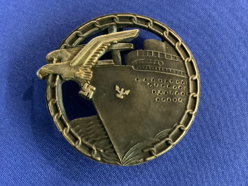 WWII German Navy Blockade Breakers Badge (1 of 4)