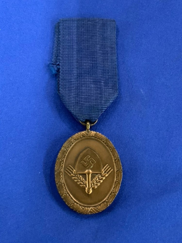WWII German RAD Bronze Service in the National Labor Service (1 of 3)
