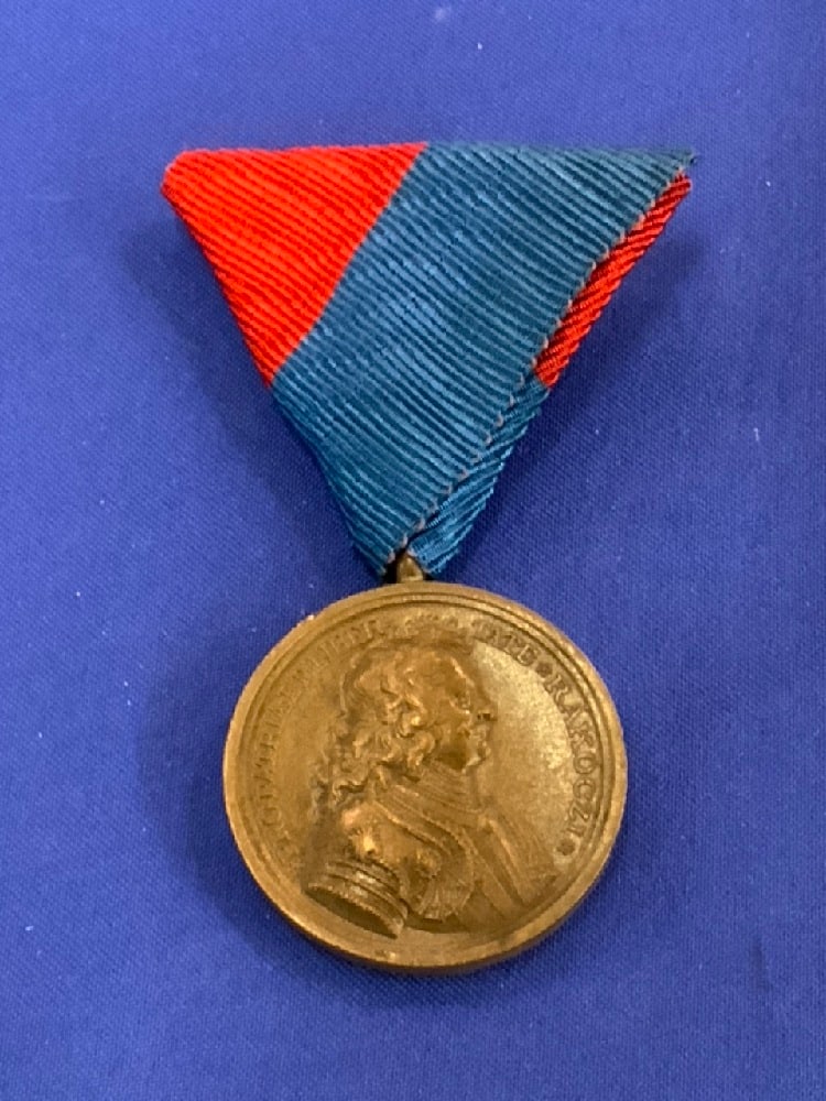 Hungary Medal for the Liberation of Upper Hungary: Hungary Medal for the Liberation of Upper Hungary Dimensions: 3” x 1 1/4”