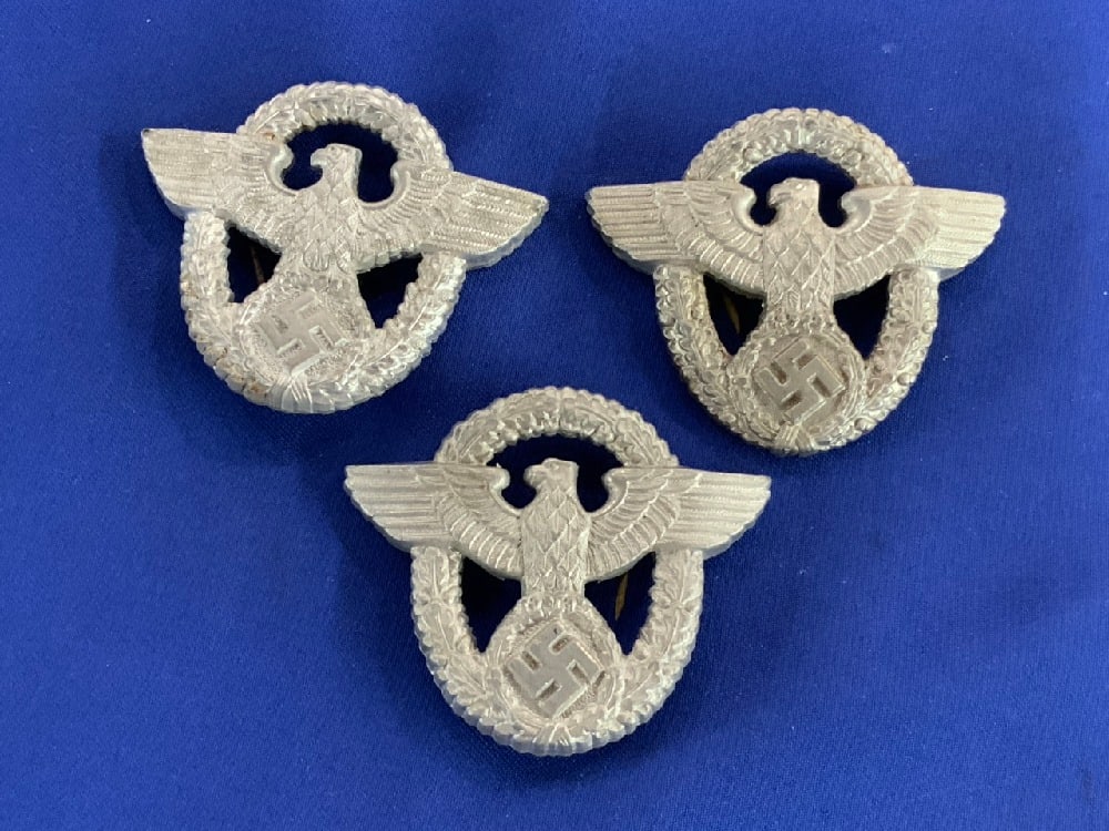 WWII German Police Visor Cap Eagle 2nd Pattern (1 of 3)