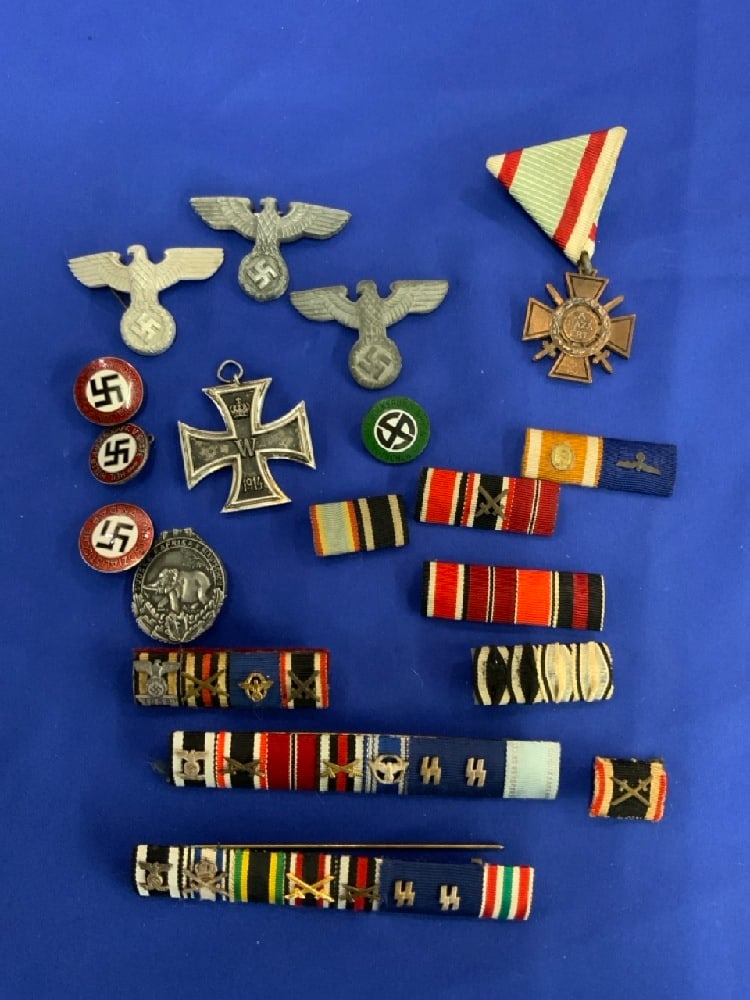 Lot of 19 WWII German & Hungarian Badges, Pins & Hat Caps (1 of 7)
